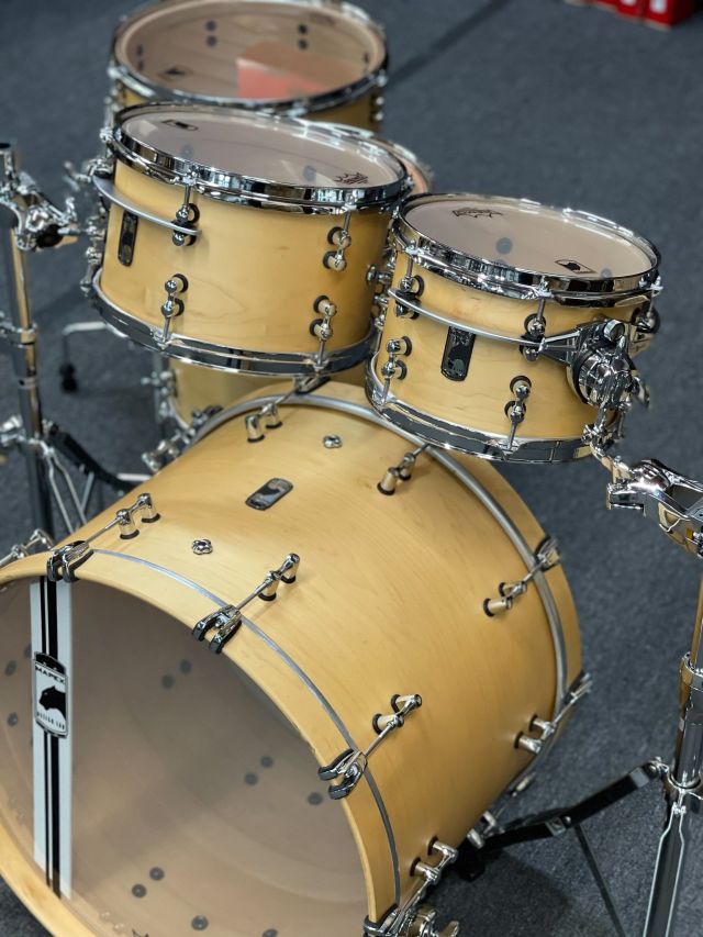 Versatus - Natural Satin