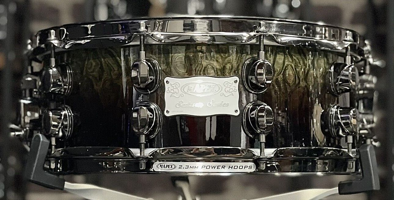 14"x5.5" Saturn SE Moss Green Fade. Photo - Into Music