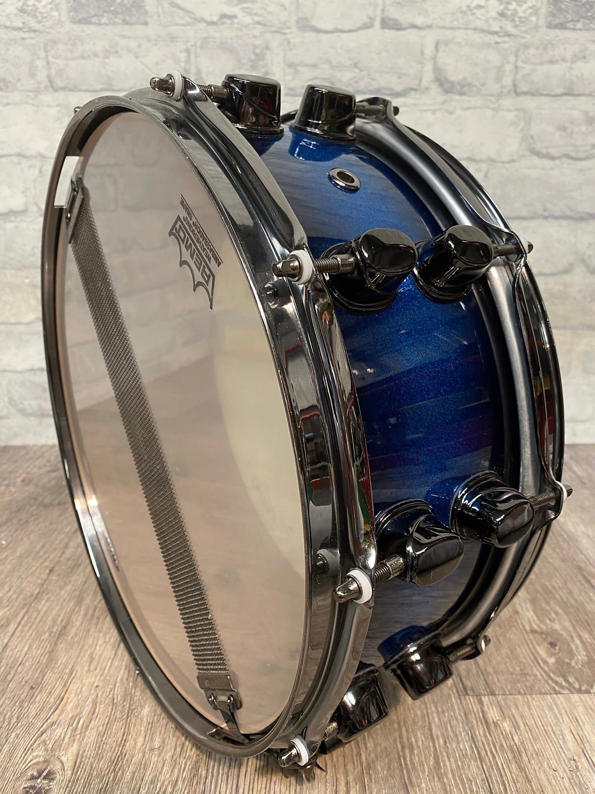 14"x5.5" Saturn Blue Galaxy Sparkle Burst. Photo - One Stop Drums