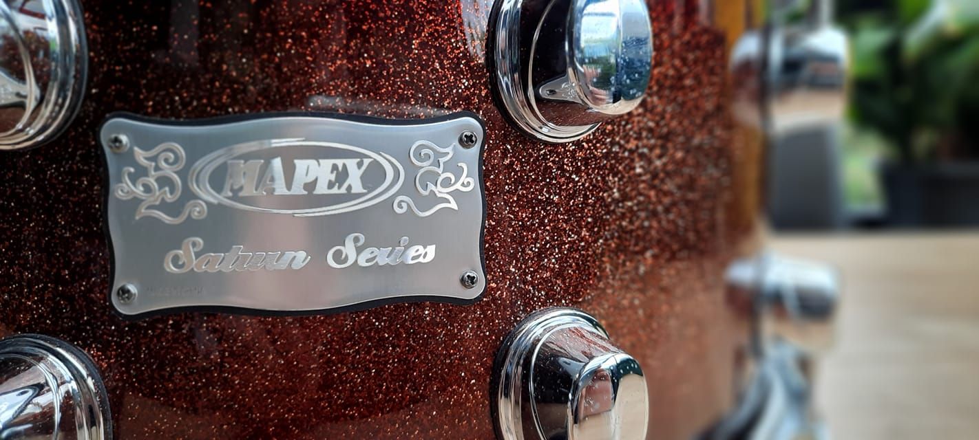 14"x7" Saturn Root Beer Burst. Photo - Simon Daniels