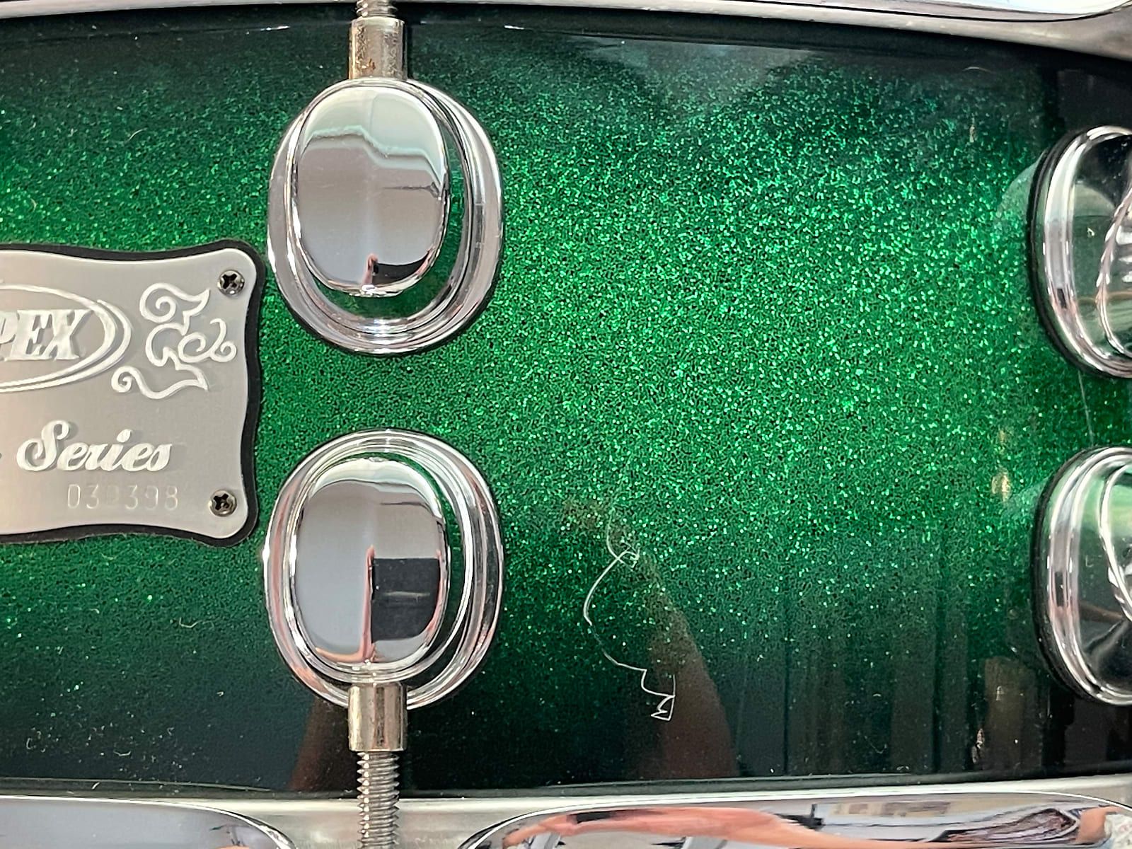 14"x5.5" Saturn Green Apple Burst. Photo - Zack Cruz