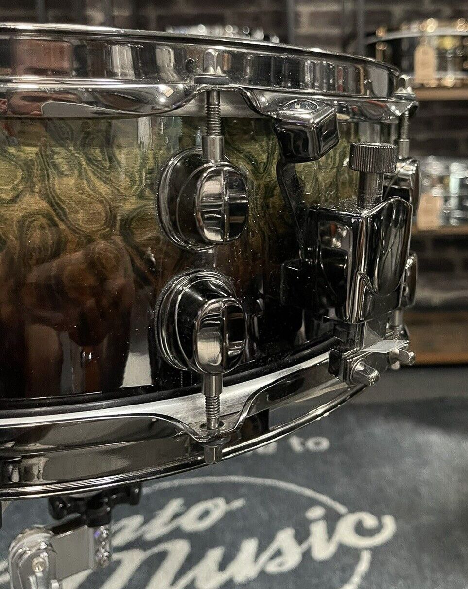 14"x5.5" Saturn SE Moss Green Fade. Photo - Into Music