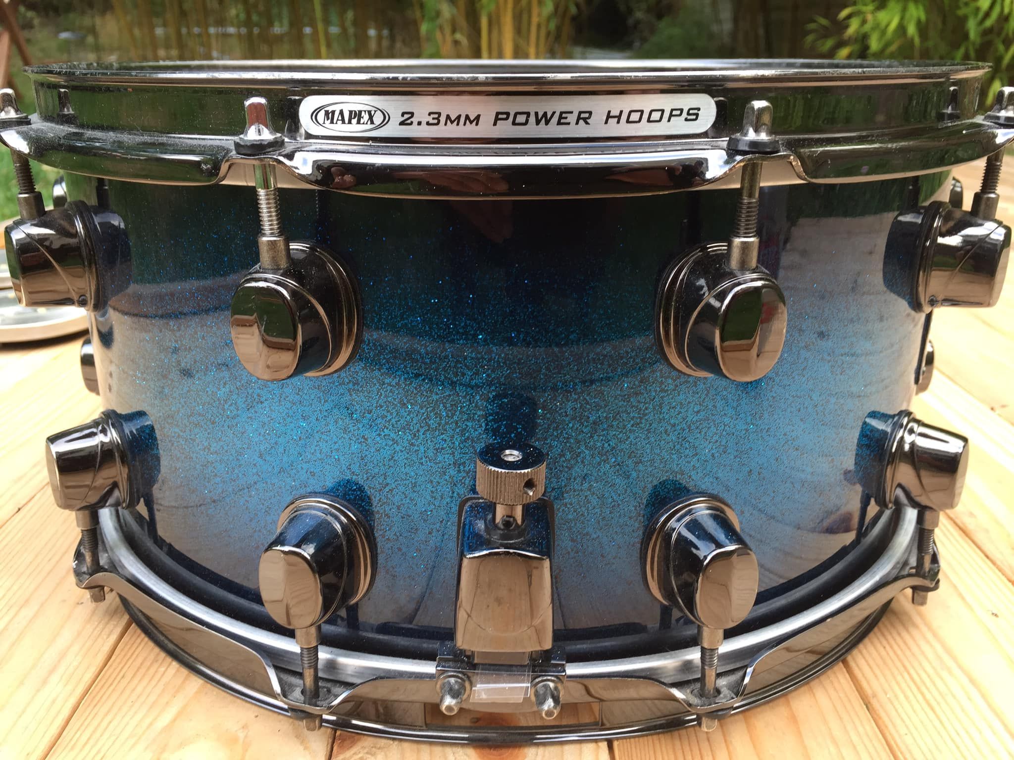 14"x7" Saturn Blue Galaxy Sparkle Burst. Photo - Guy Shaw