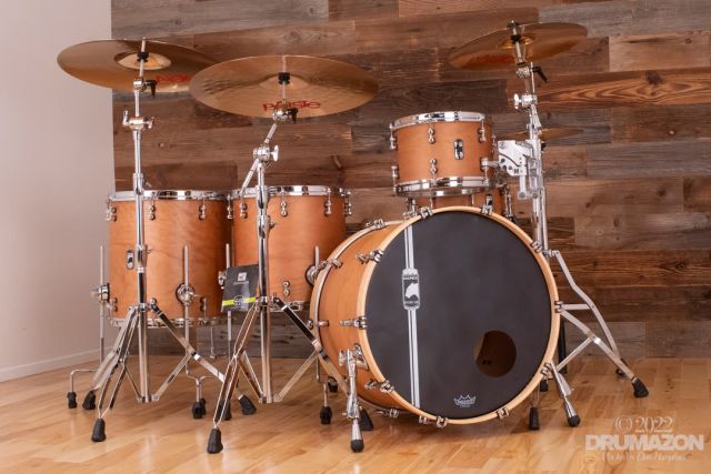 Design Lab Cherry Bomb - Natural Satin