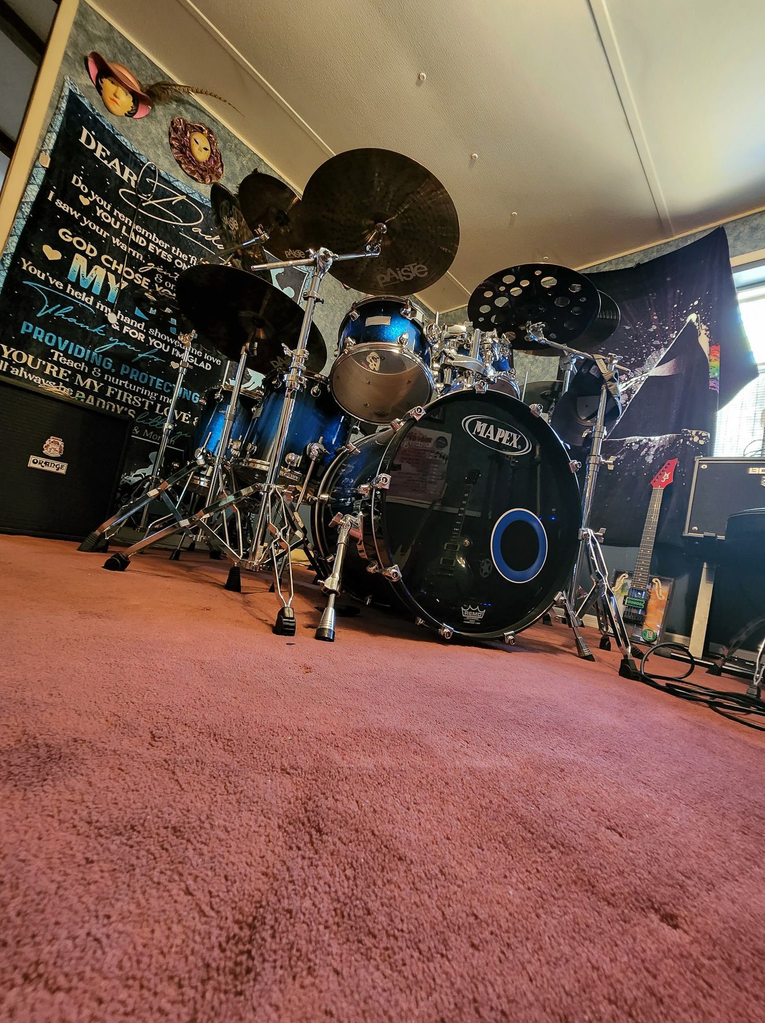 14"x5.5" Saturn Blue Galaxy Sparkle Burst. Photo - Dave Hawkins