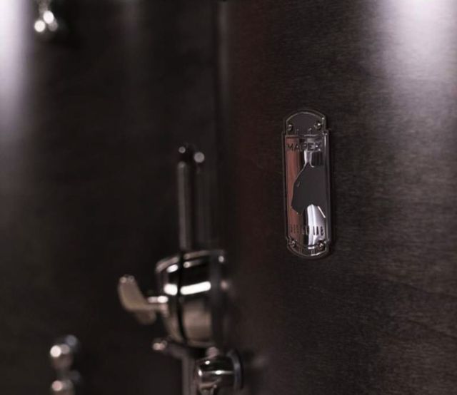 Versatus - Satin Black