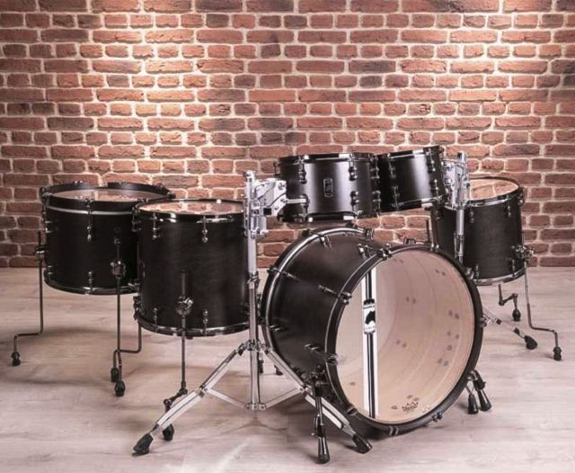 Versatus - Satin Black