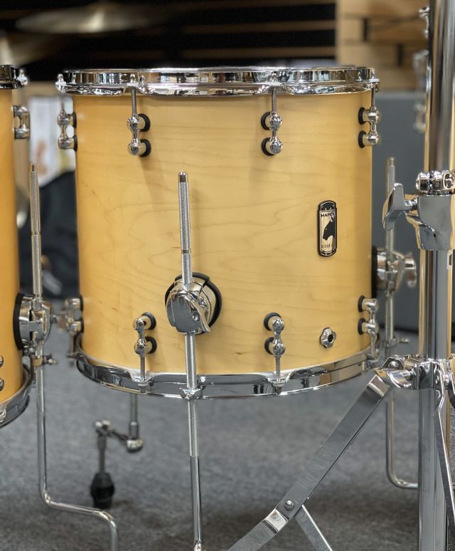 Versatus - Natural Satin