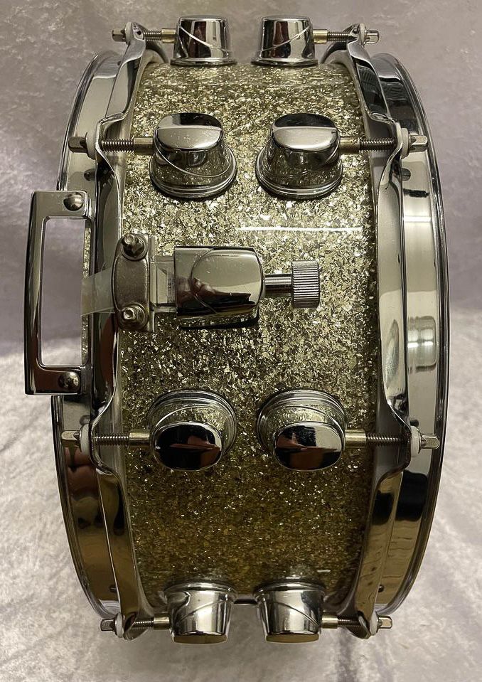 14"x5.5" Saturn Sterling Sparkle. Photo - Peter Lorenz