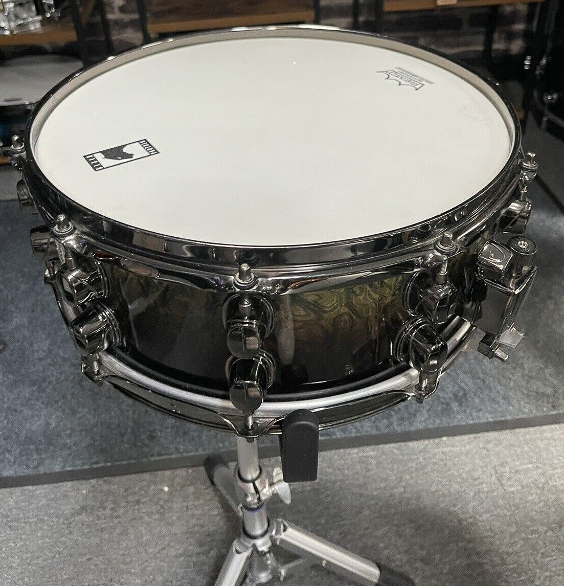 14"x5.5" Saturn SE Moss Green Fade. Photo - Into Music