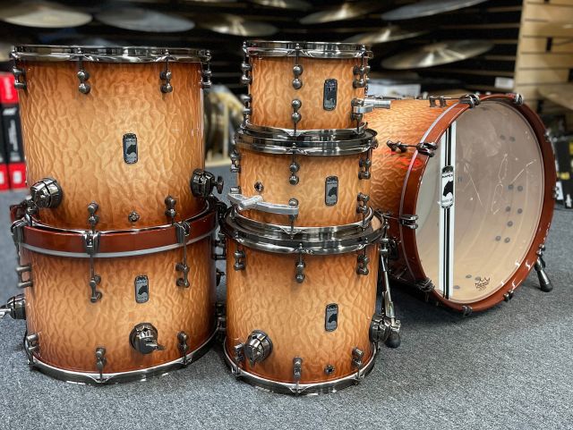 Versatus - Peach Burl Burst