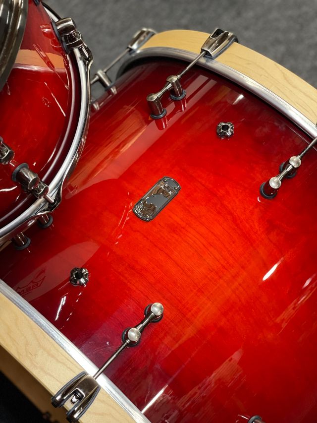 Cherry Bomb - Rose Burst