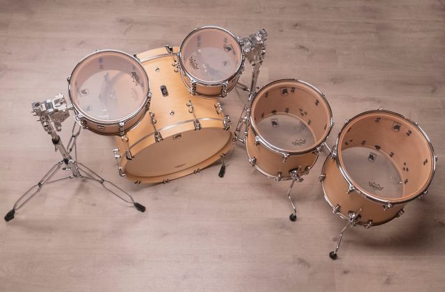 Versatus - Natural Satin