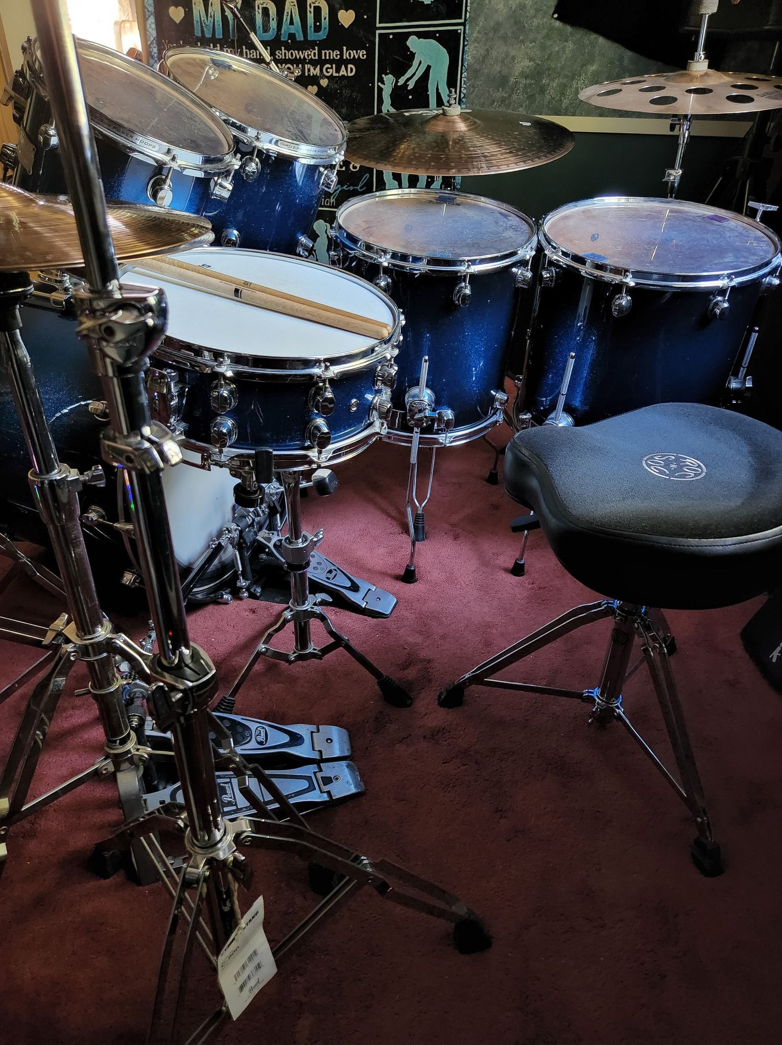 14"x5.5" Saturn Blue Galaxy Sparkle Burst. Photo - Dave Hawkins