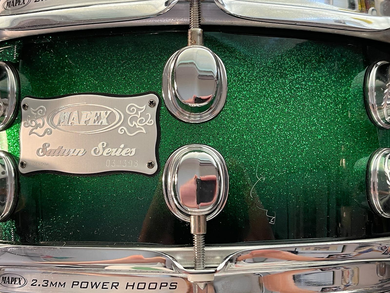 14"x5.5" Saturn Green Apple Burst. Photo - Zack Cruz