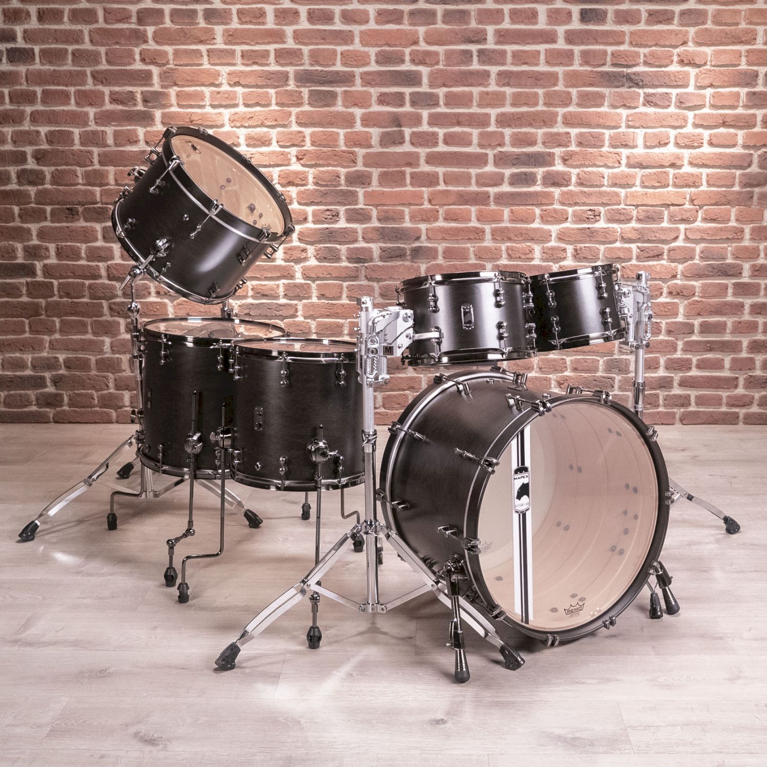 Versatus - Satin Black